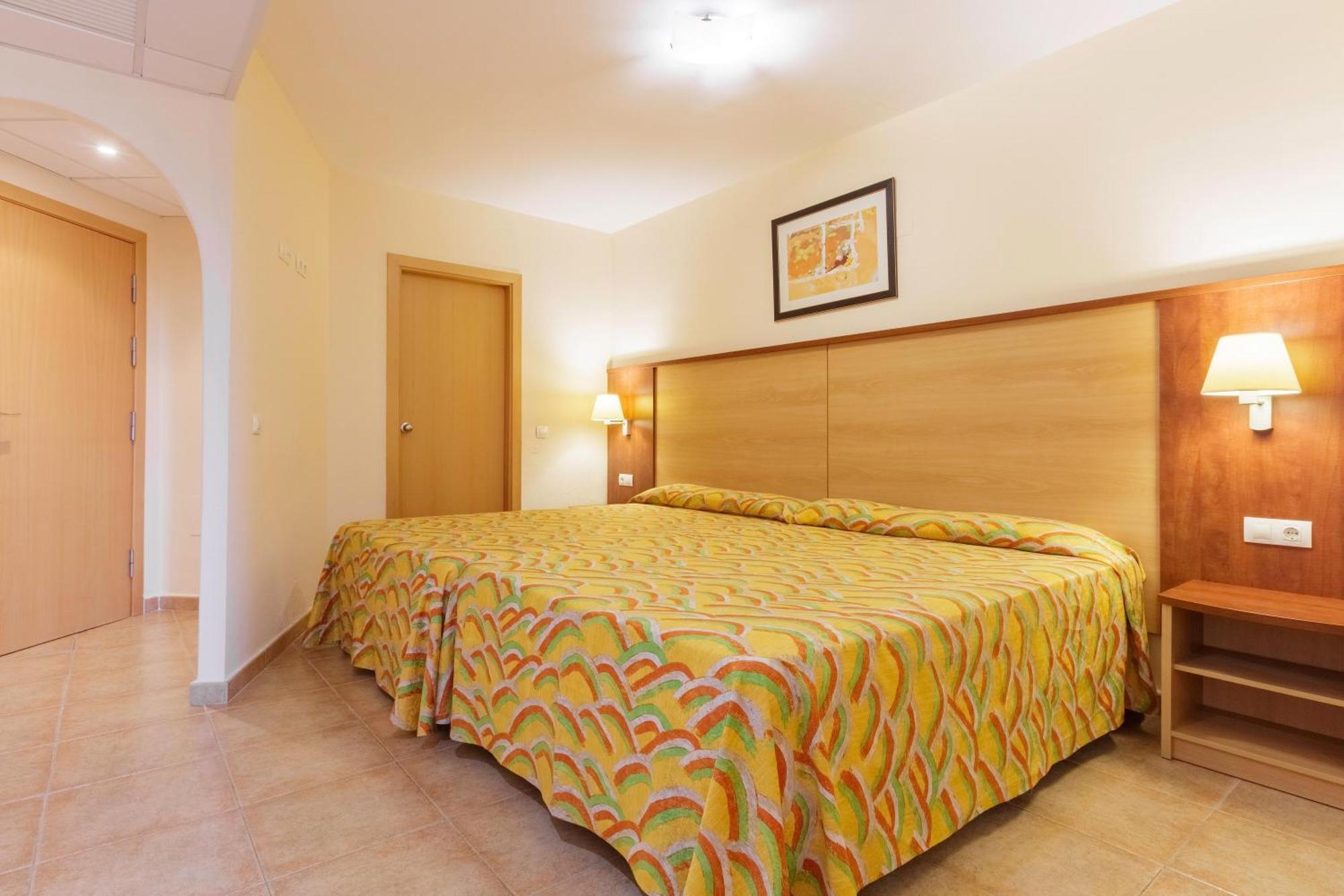 Apartamentos Best Alcazar La Herradura  Exterior foto